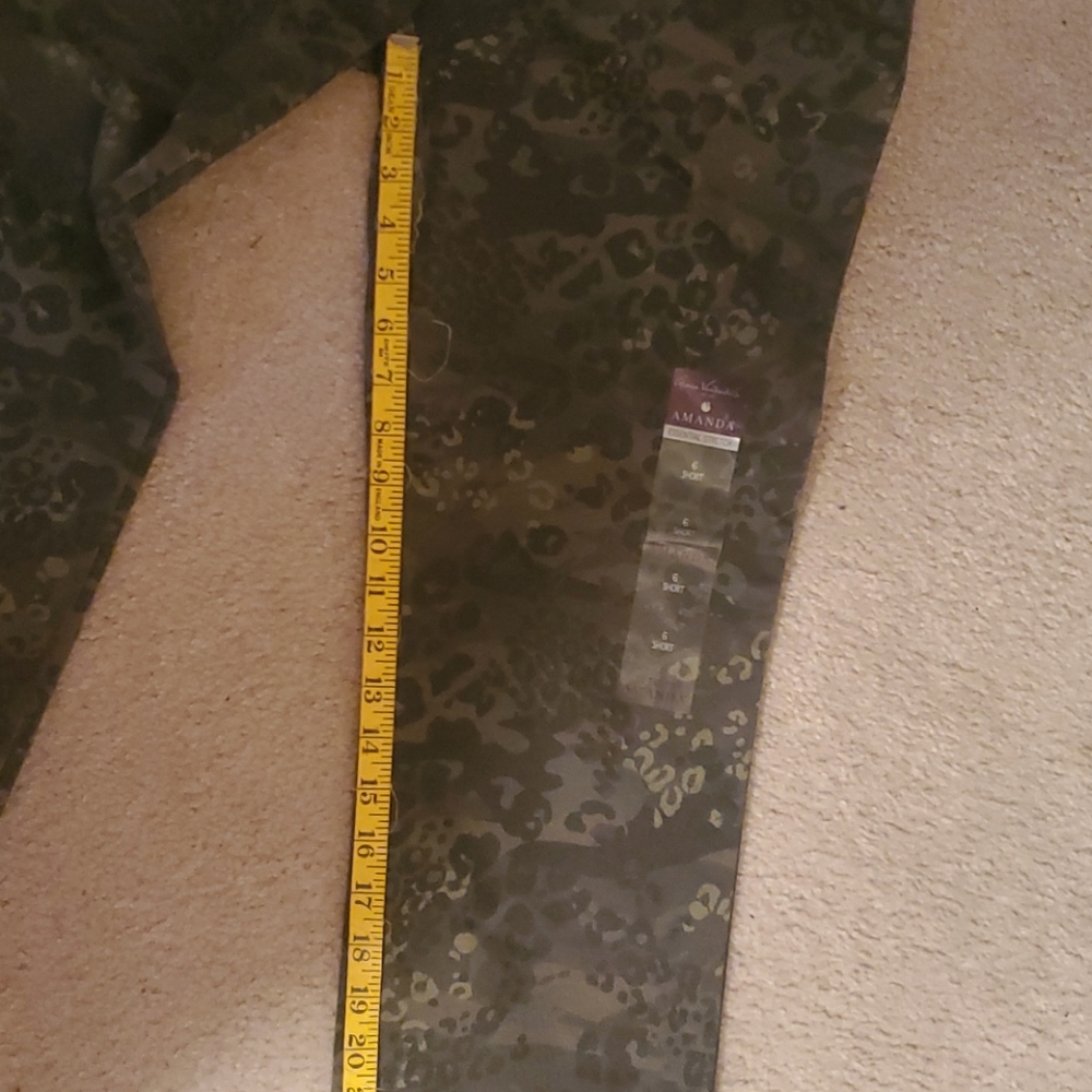 Gloria Vanderbilt 5 Pocket Slacks - Picture 11 of 12